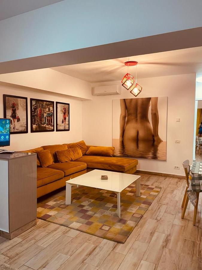 Rohan Studio One Aparthotel Navodari Luaran gambar